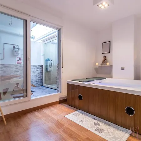 Lujo A Tu Alcance Con Spa Y Garaje Pleno Centro Huelva Buitenkant foto